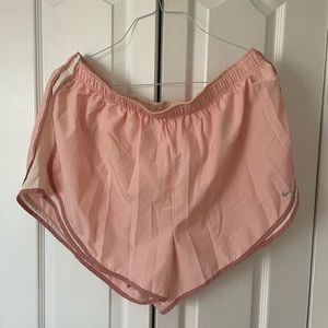 Women’s Nike Running Short 2x